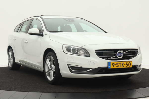 Volvo V60 2.4 D6 AWD Plug-In Summum *Excl. BTW* | Adaptive cruise | Schuifdak | Navigatie | Premium Sound | Xenon