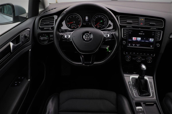 Volkswagen Golf 1.4 TSI 140pk ACT DSG Highline | Navigatie | Leder/Stof | Gr. Navigatie | Climate Control | Sportuitlaat | Stoelverwarming