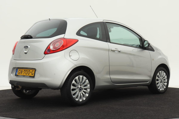 Ford Ka 1.2 Titanium X | Dealer onderhouden | Climate control | Stoelverwarming | Bluetooth | Parkeersensoren