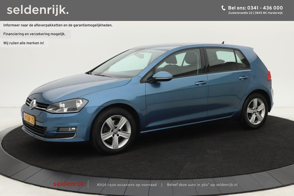 Volkswagen Golf 1.2 TSI Highline 5-deurs | Navigatie | Alcantara | Stoelverwarming | Trekhaak