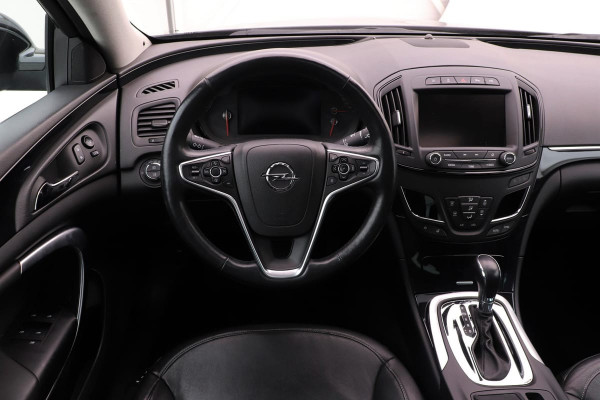 Opel Insignia 1.6 Turbo 170pk Cosmo Automaat | Xenon | Keyless | Schuifdak | Navigatie | Volleder | PDC v+a