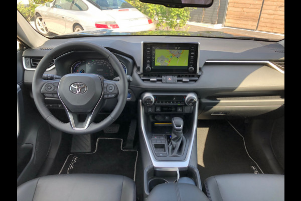 Toyota RAV4 2.5 Hybrid First Edition AWD Bestel nu met 8% korting