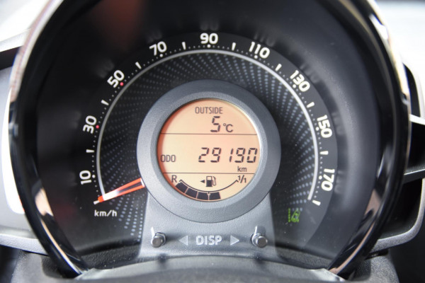 Toyota Aygo 1.0 VVT-i x-play 5-Deurs *29.150 KM* Navigatie Airco Cruise Camera Fabrieksgarantie