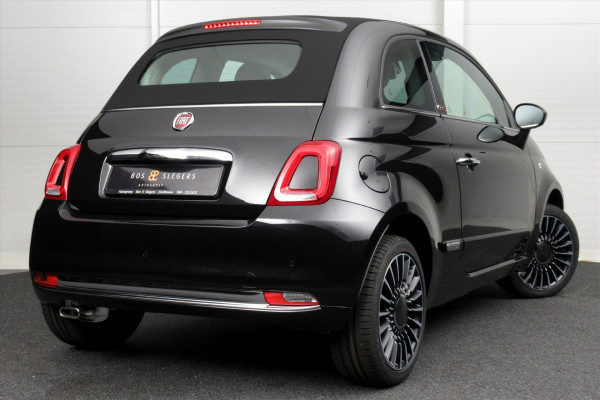 Fiat 500C 1.2 69pk Lounge Nieuwprijs 23400 euro Grootbeeld Navigatie