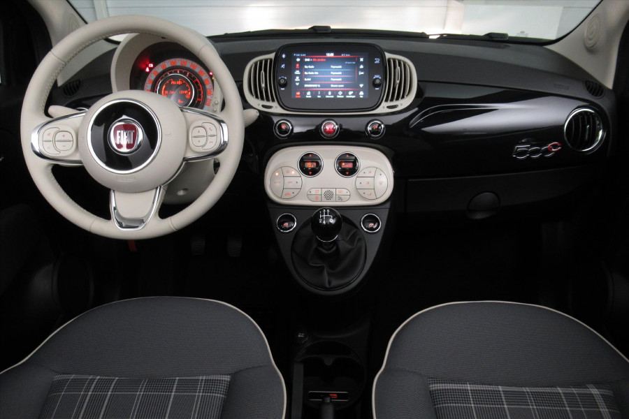 Fiat 500C 1.2 69pk Lounge Nieuwprijs 23400 euro Grootbeeld Navigatie