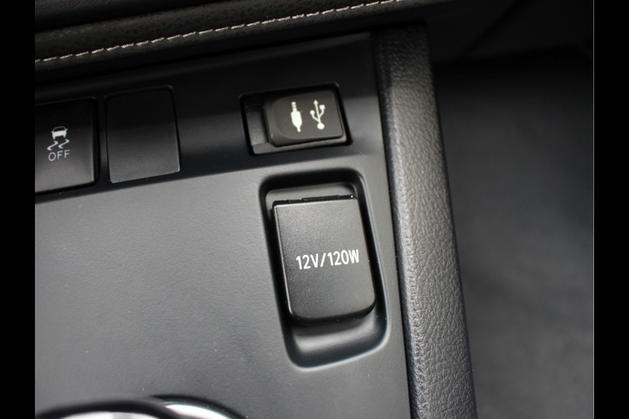 Toyota Auris 1.8 Hybrid Black Edition | Panodak | Full-Led | FM-Navi + DAB