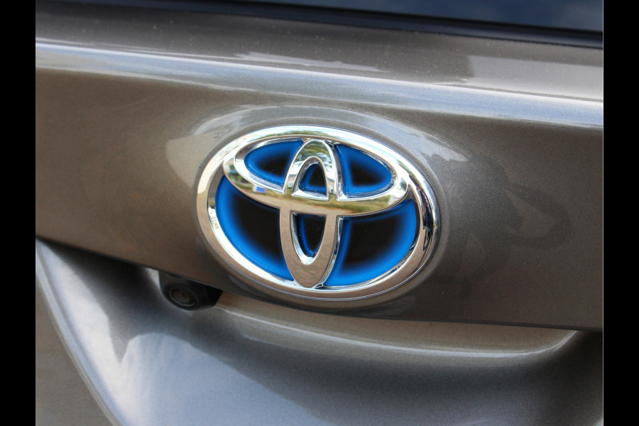 Toyota Auris 1.8 Hybrid Black Edition | Panodak | Full-Led | FM-Navi + DAB