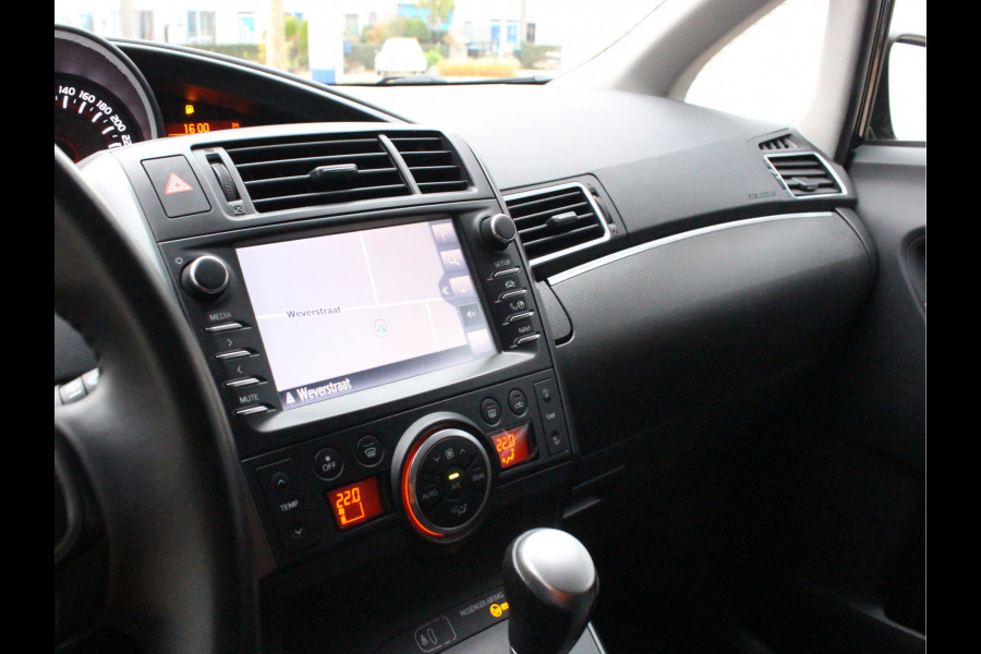 Toyota Verso 1.8 VVT-i Aspiration 7p. | Automaat | Clima | FM-Navi
