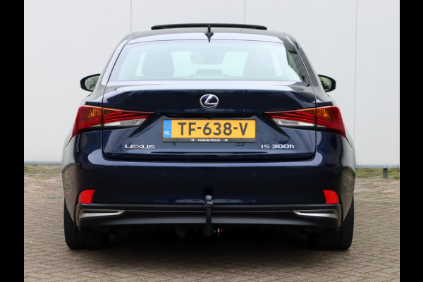 Lexus IS 300h Hybrid Luxury Line | Schuifdak | Quad Led | Stoelventilatie