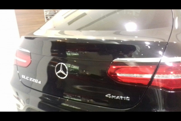 Mercedes-Benz GLC-Klasse Coupé 220 d 4MATIC Edition AMG 12.000 euro demo korting
