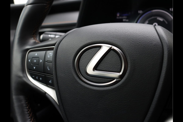 Lexus UX 250h Luxury Line | Leder | Schuifdak | Head-Up