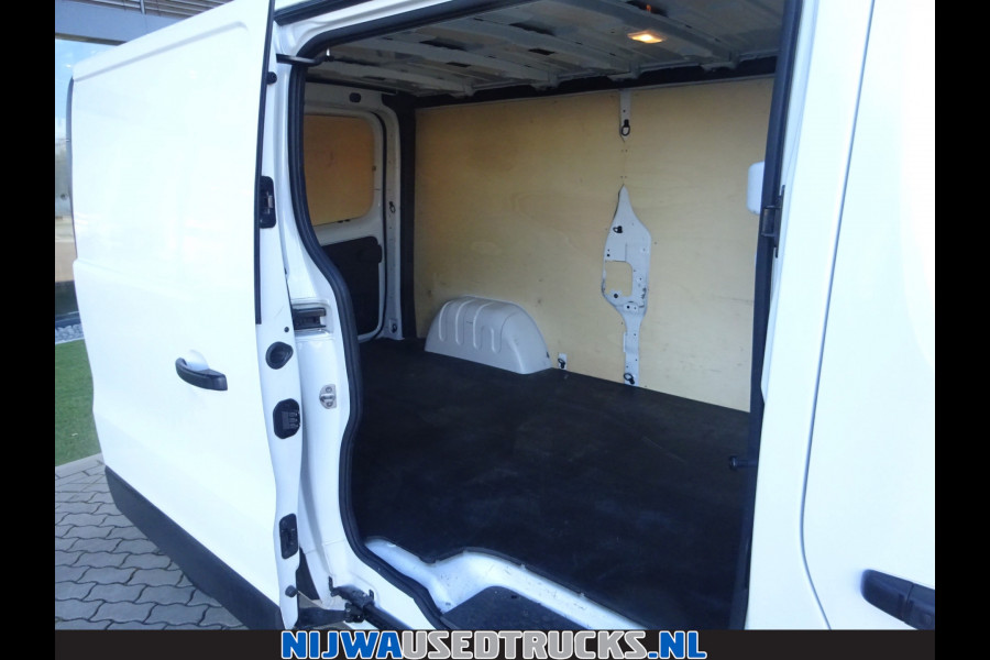 Renault Trafic 1.6 dCi T29 L2H1 Générique Airco