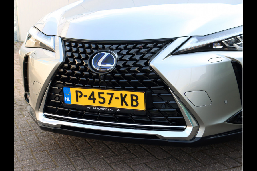 Lexus UX 250h Executive Line | President Pack | Mark Levinson | Stoelventilatie