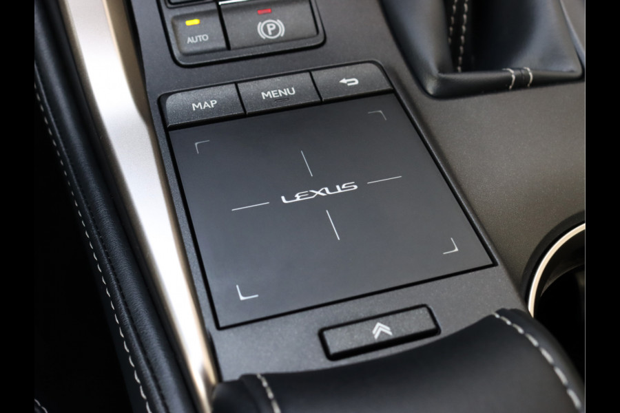 Lexus NX 300h AWD Executive Line | President Pack | Panoramadak | Mark Levinson