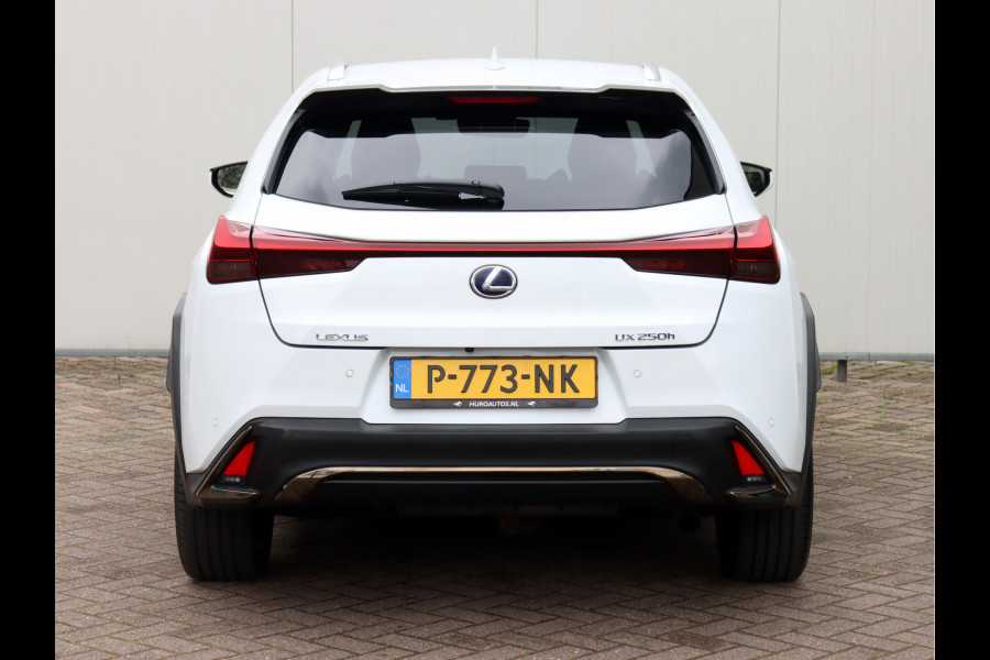 Lexus UX 250h AWD F Sport Premium | Mark Levinson | 360° Camera | Stoelventilatie