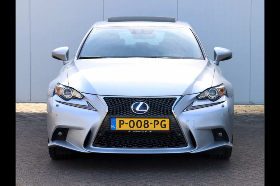 Lexus IS 300h F Sport Line | Schuifdak | Adaptief Onderstel | Stoelverwarming