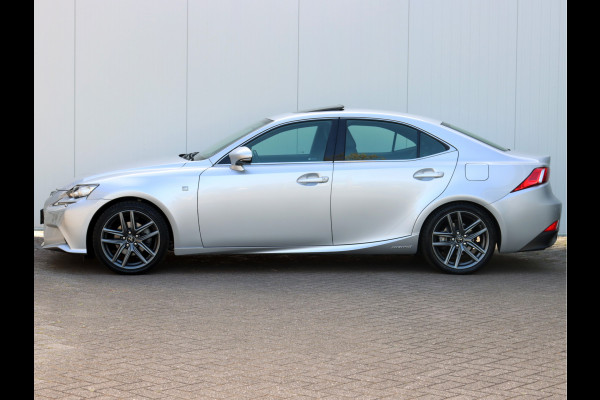 Lexus IS 300h F Sport Line | Schuifdak | Adaptief Onderstel | Stoelverwarming