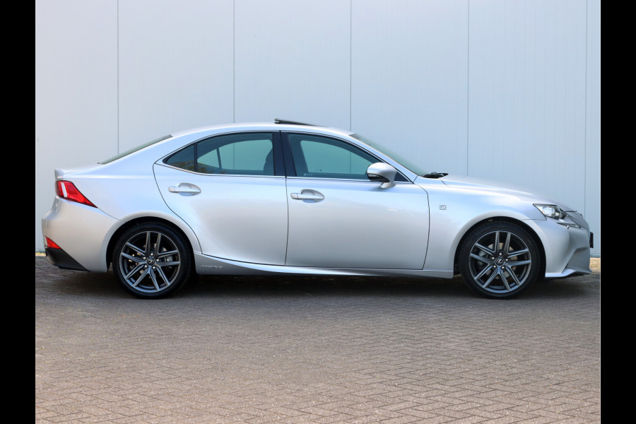 Lexus IS 300h F Sport Line | Schuifdak | Adaptief Onderstel | Stoelverwarming