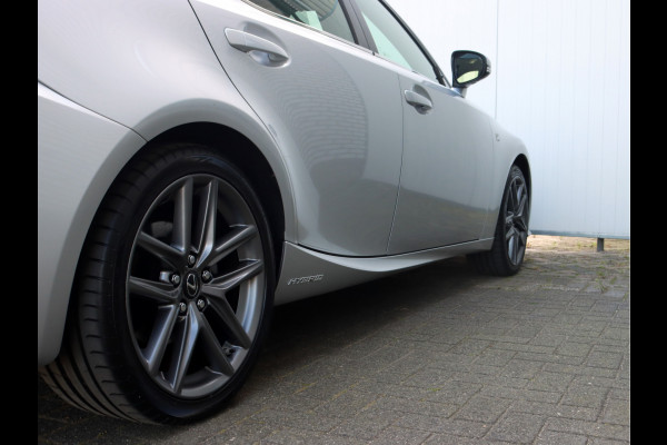 Lexus IS 300h F Sport Line | Schuifdak | Adaptief Onderstel | Stoelverwarming