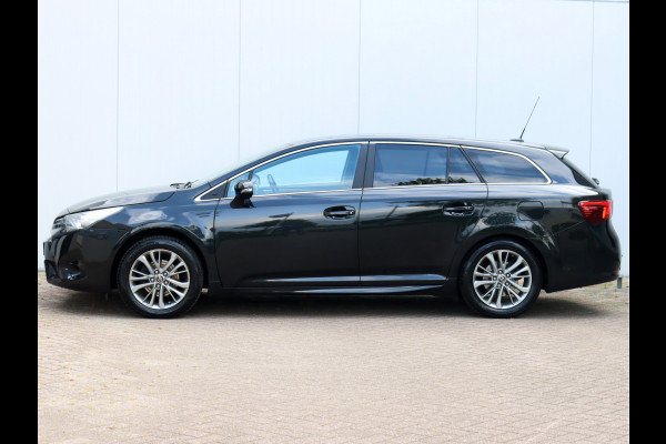 Toyota Avensis Touring Sports 1.8 VVT-i Executive Automaat | Leder | Navi | Trekhaak