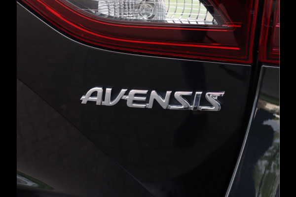 Toyota Avensis Touring Sports 1.8 VVT-i Executive Automaat | Leder | Navi | Trekhaak