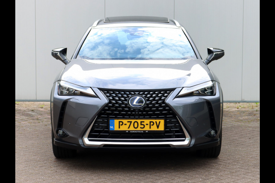 Lexus UX 250h Executive Line | President Pack | Mark Levinson | 360° Camera