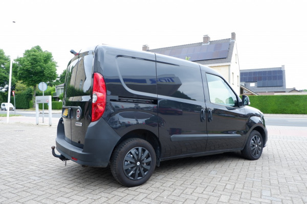 Fiat Dobló Cargo 1.6 MJ L1H1 PRO Edition 3 pers. / Navi / Cruise /Rijklaarprijs!