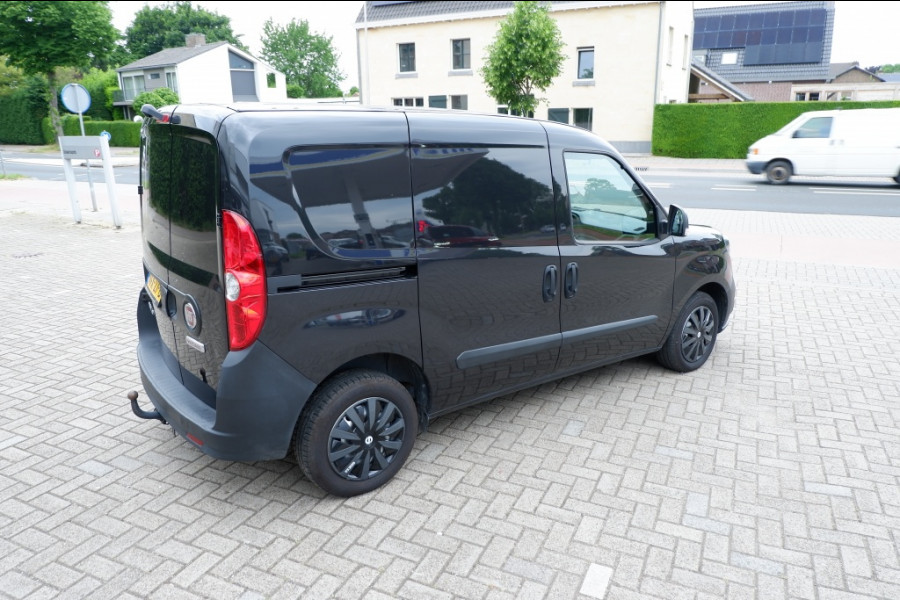 Fiat Dobló Cargo 1.6 MJ L1H1 PRO Edition 3 pers. / Navi / Cruise /Rijklaarprijs!