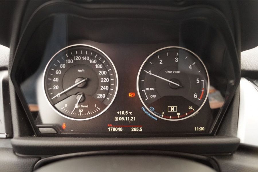 BMW 2 Serie 216d Active High Executive -LEER-LED-NAVI-ECC-